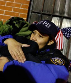 Nueva York llama  a la calma